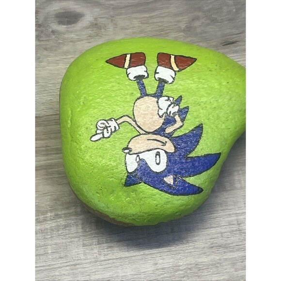 Hand Painted Art Rock Garden Sonic the Hedgehog Paperweight OOAK - Picture 3 of 8